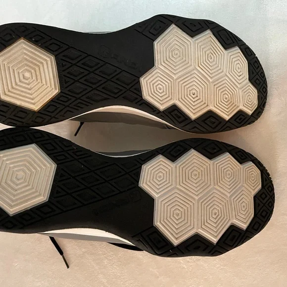 Andi Mens Hi Top Basketball Sneakers. - Picture 5 of 7